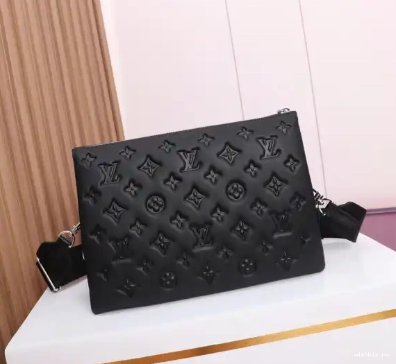 WIS LOUIS PM VUITTON COUSSIN 0629